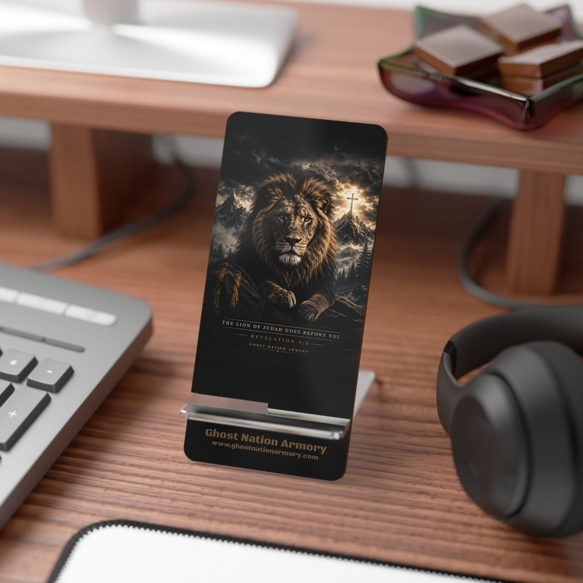 MOBILE DISPLAY, REVELATION 5:5